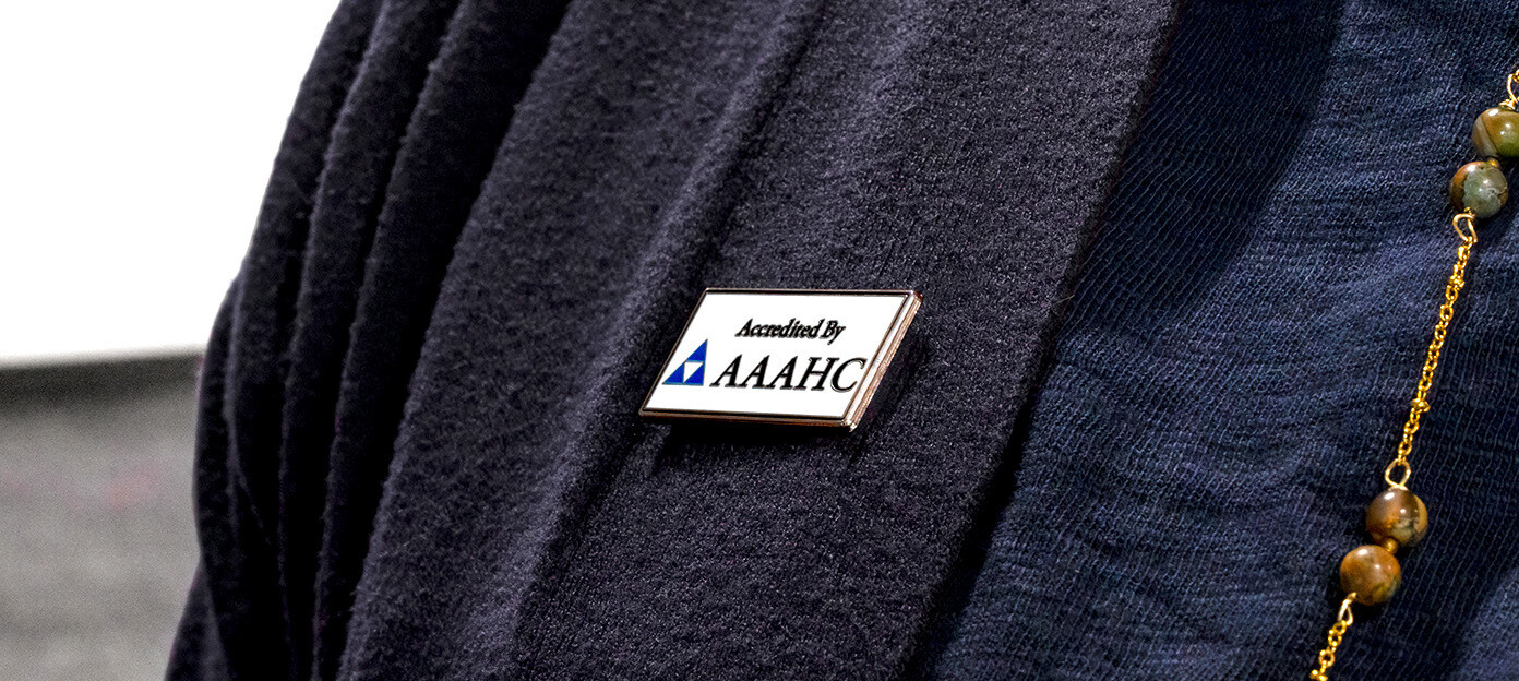 What Is a Lapel Pin? The Complete Guide to Types, Placement & Etiquette ...